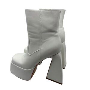 Go-go White Platform Ankle Boots Chunky Block 5.5” Heels Side Zip EU 39 US 9